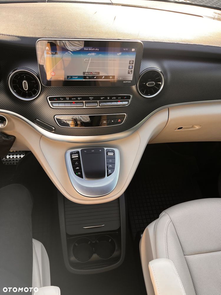 Mercedes-Benz Klasa V 300 d 4-Matic Avantgarde 9G-Tronic (ekstra dł) - 33