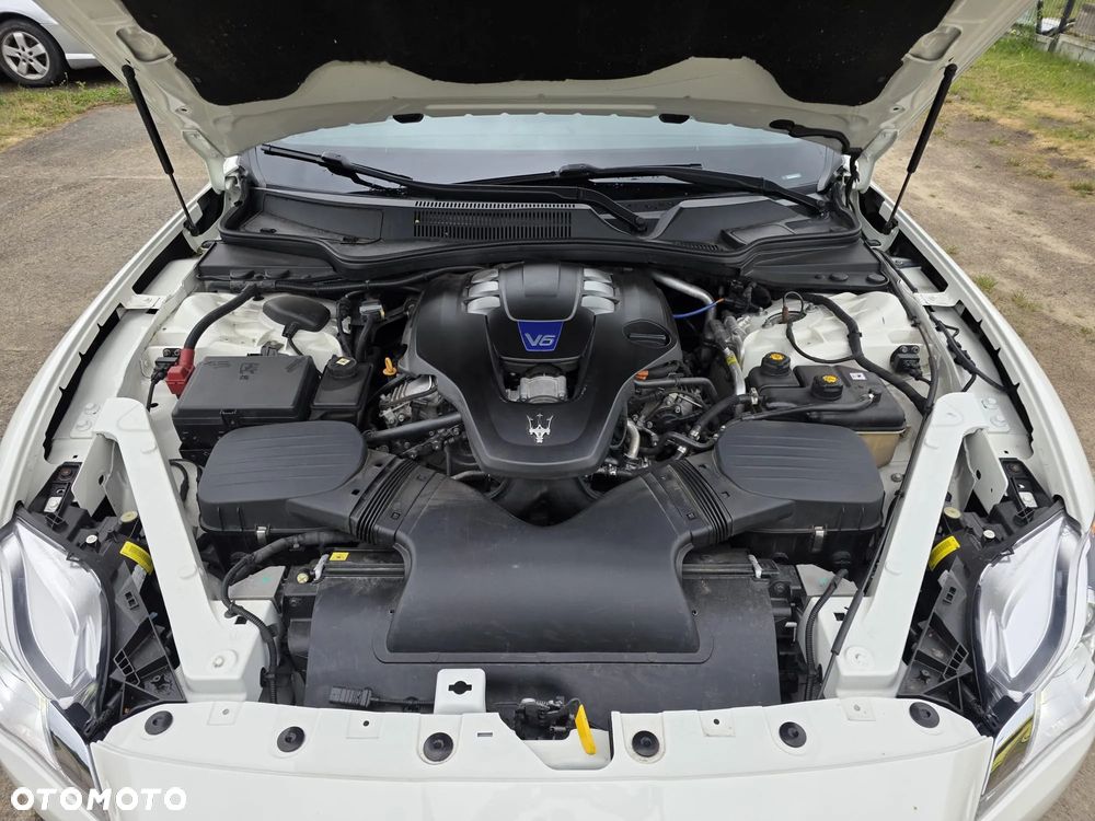 Maserati Quattroporte Q4 GranSport S - 21