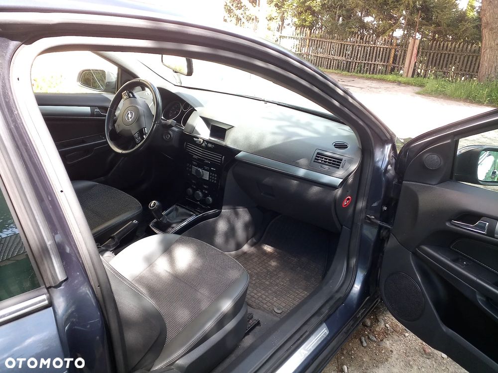 Opel Astra 1.4 - 7