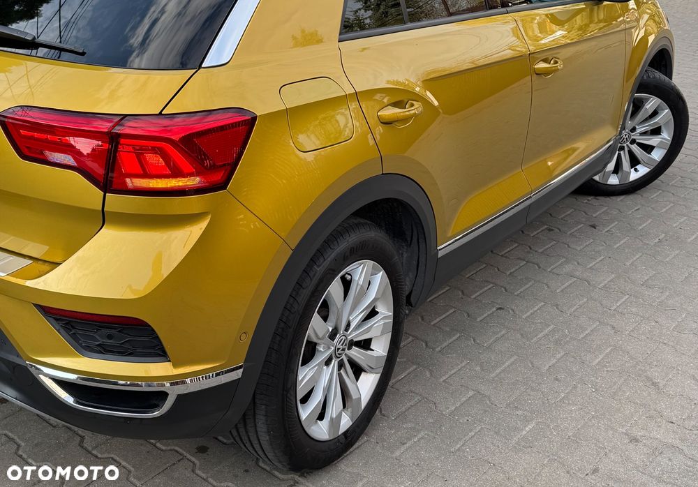 Volkswagen T-Roc - 4