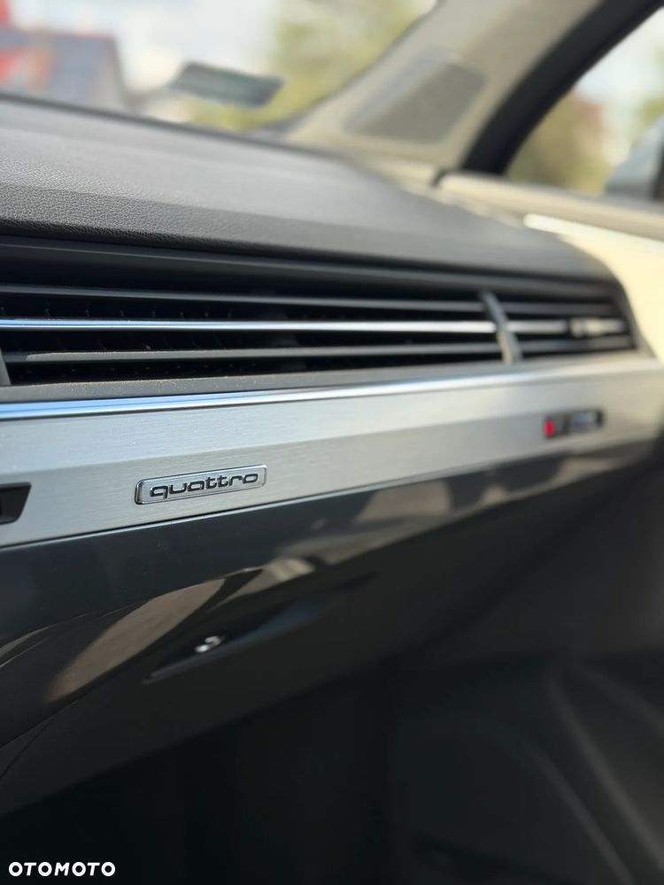 Audi Q7 - 23