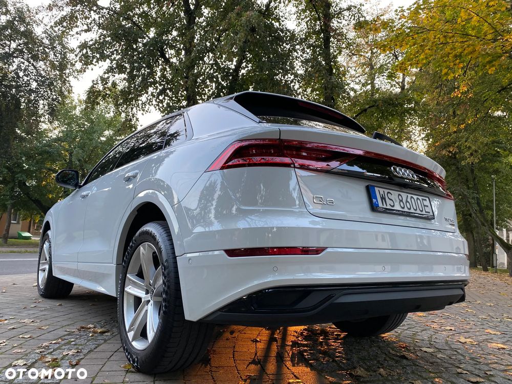 Audi Q8 - 11