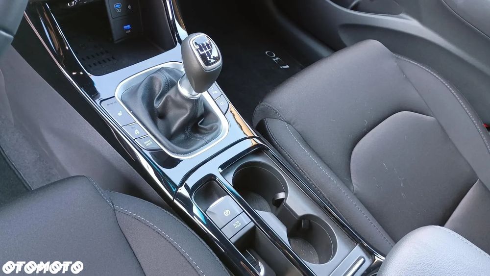 Hyundai i30 1.5 T-GDI 48V Smart - 13