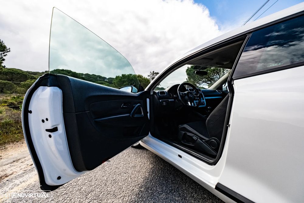 VW Scirocco 2.0 TDI Sport - 33