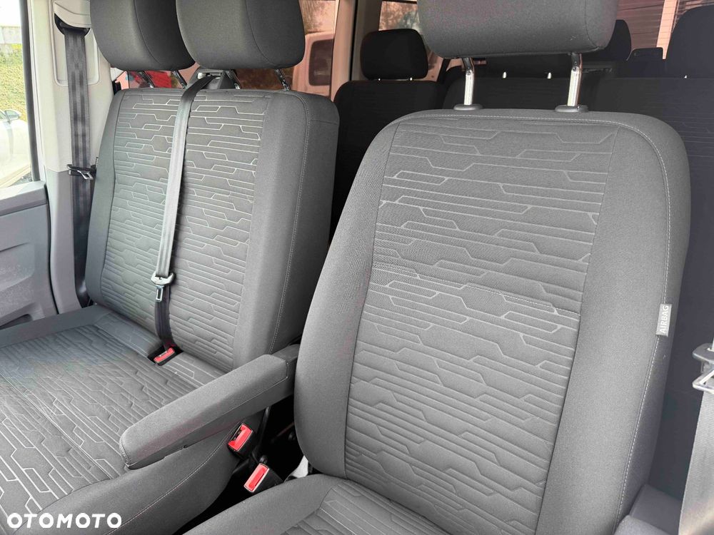 Volkswagen Caravelle 2.0 TDI L2 Highline DSG - 12