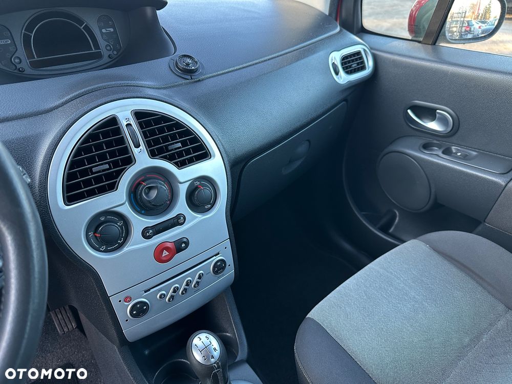 Renault Modus 1.6 16V Cite - 13