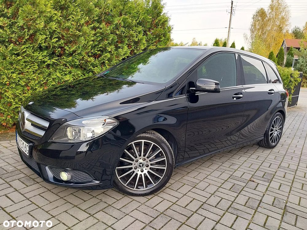 Mercedes-Benz B-Class 2012 photo 2