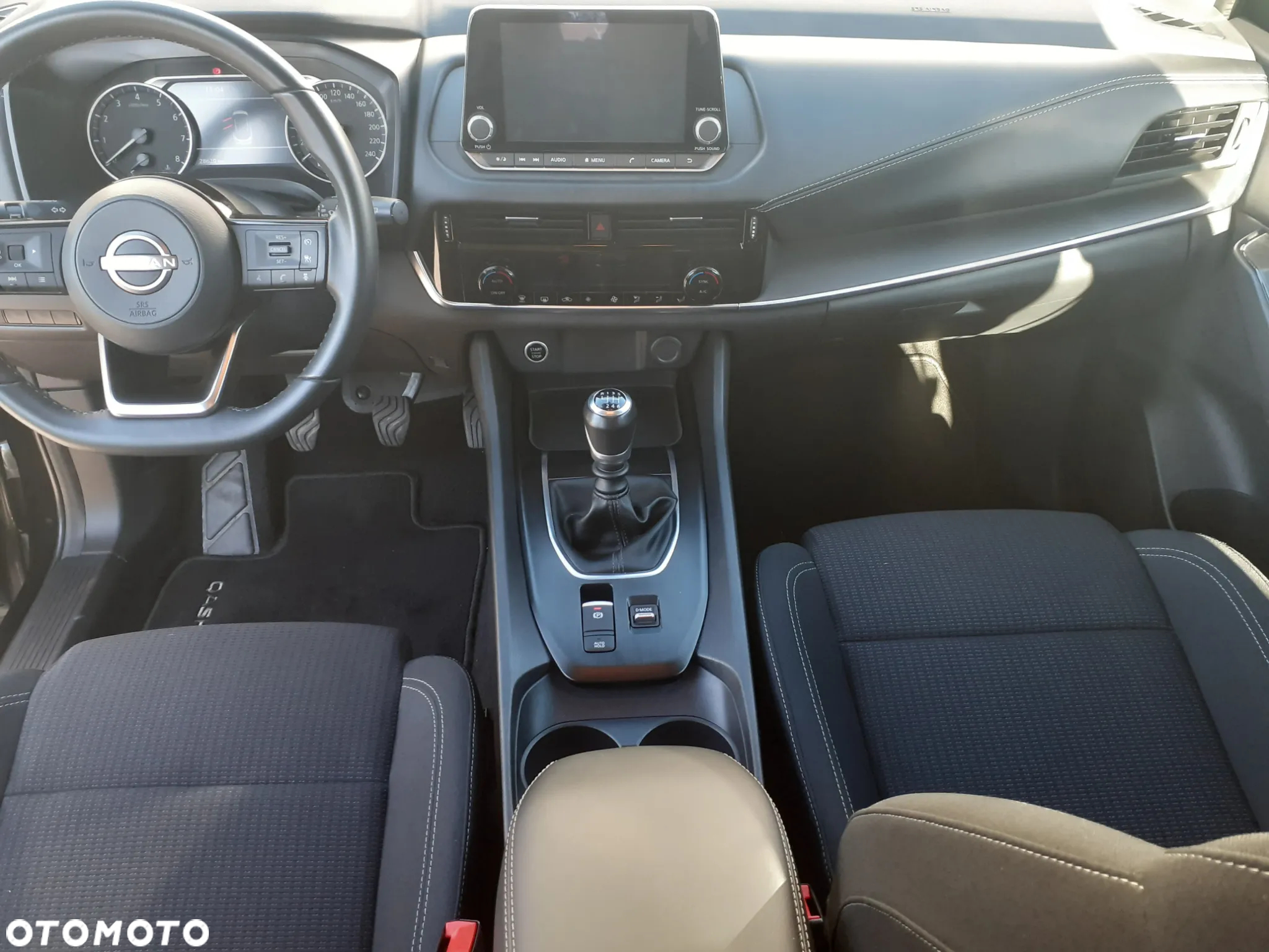 Nissan Qashqai 1.3 DIG-T Acenta - 11