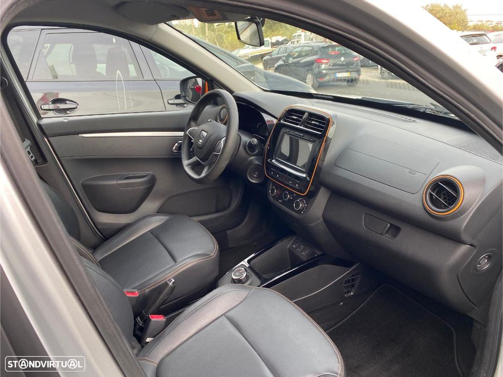 Dacia Spring Comfort Plus - 17