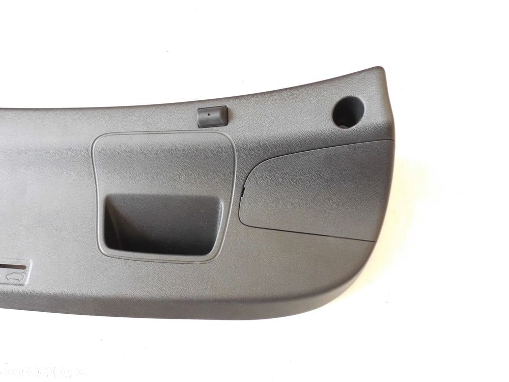 OSŁONA TAPICERKA KLAPY TYLNEJ BAGAŻNIKA HYUNDAI I20 II LIFT HATCHBACK - 4