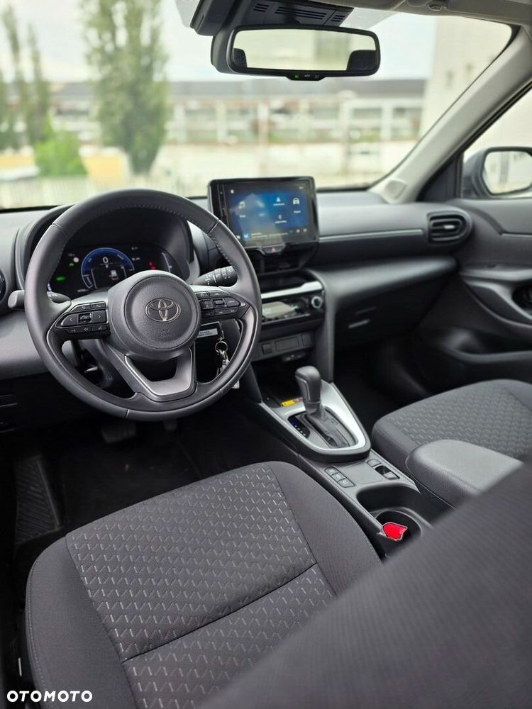 Toyota Yaris Cross Hybrid 1.5 Comfort - 28