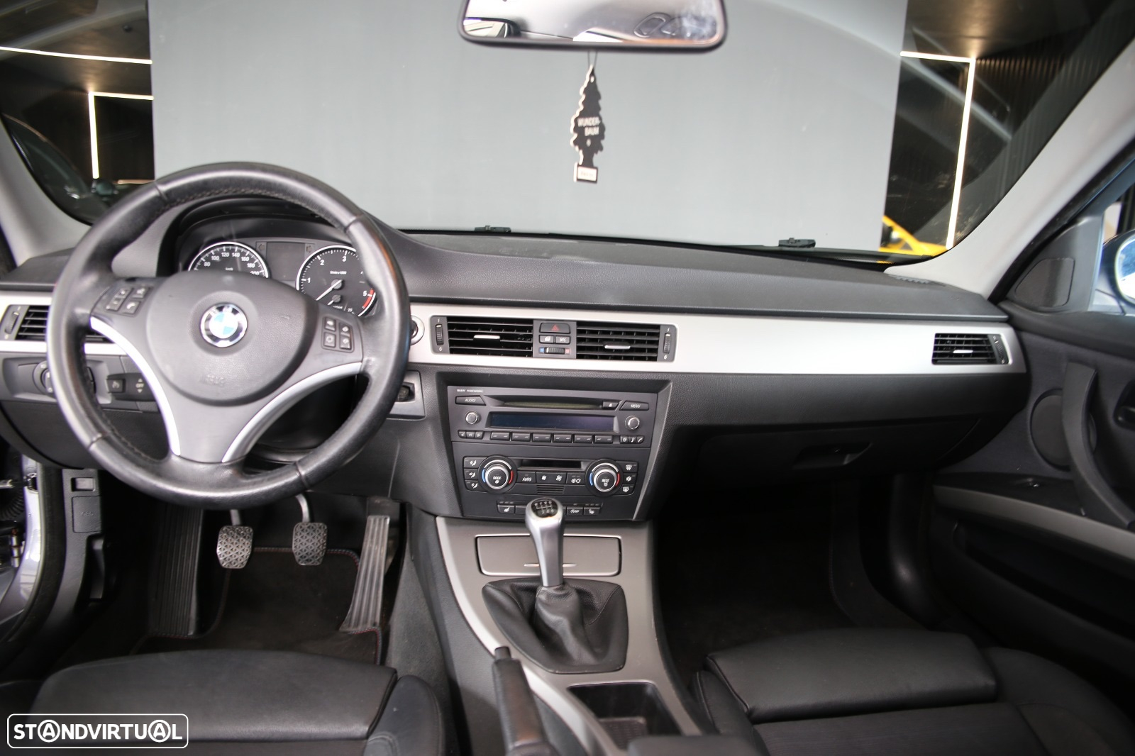 BMW 320 d Touring Sport - 9