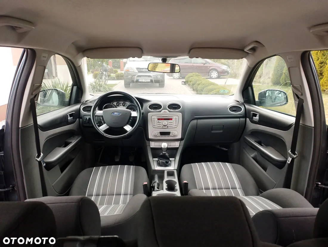 Ford Focus 1.6 16V Trend - 7