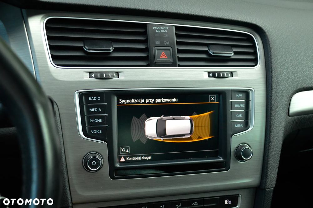 Volkswagen Golf 1.6 TDI 4Motion BlueMotion Technology Cup - 13