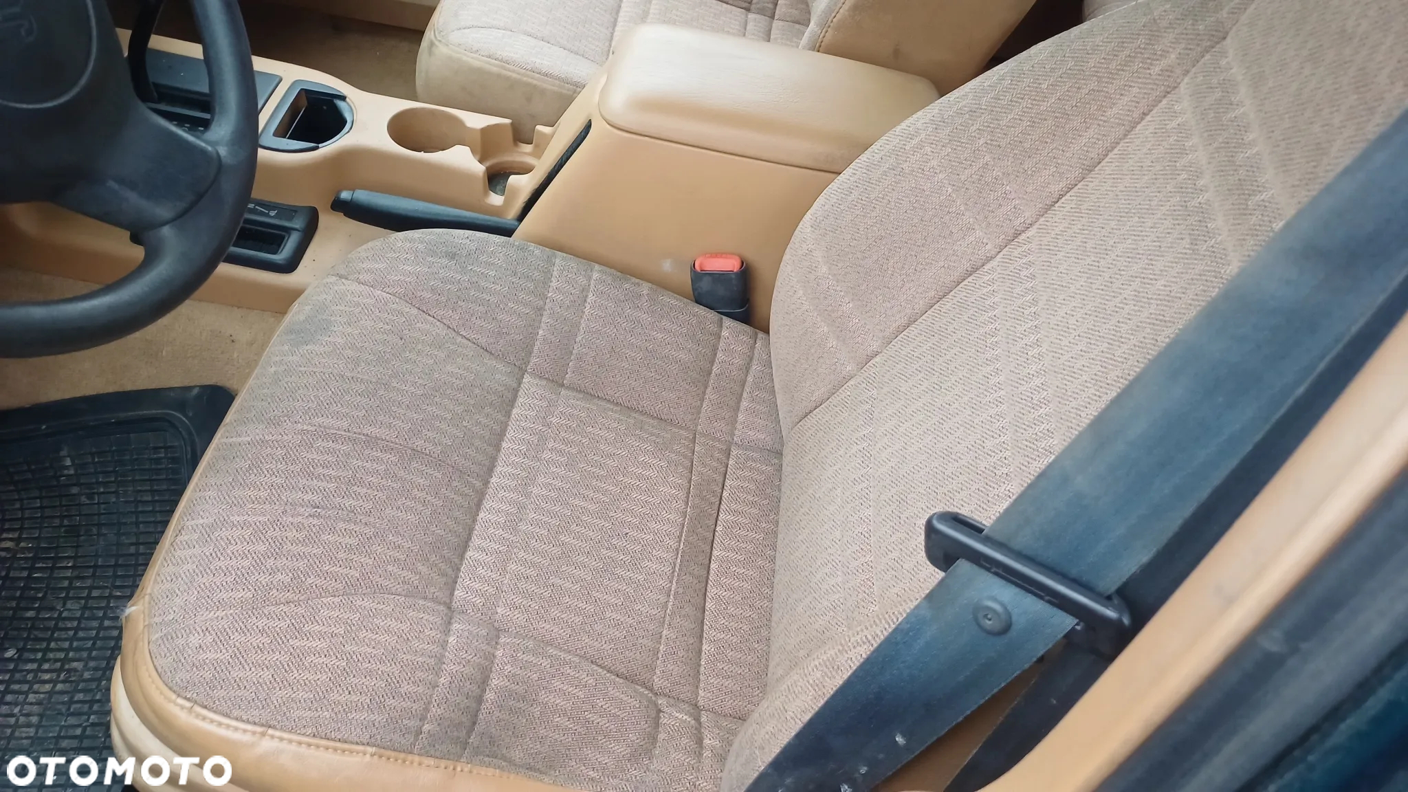 Jeep Cherokee 4.0 - 10