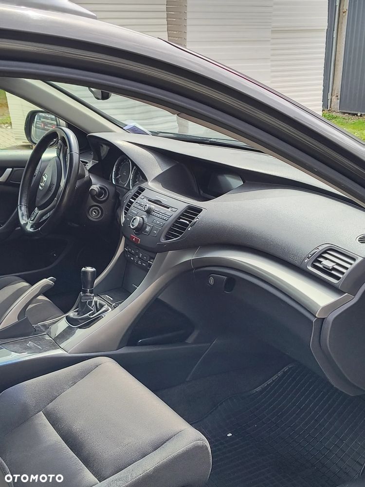 Honda Accord 2.0 Elegance - 12