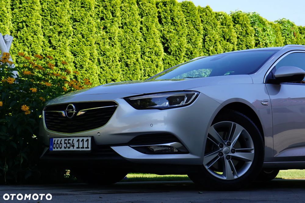 Opel Insignia - 13