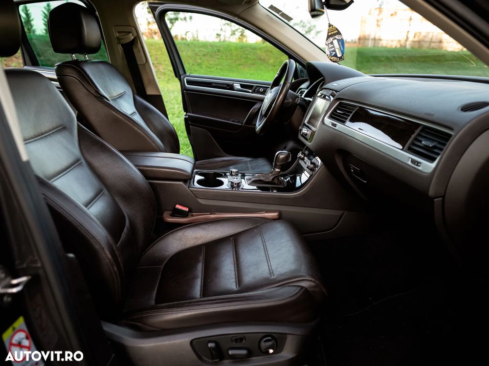 Volkswagen Touareg - 24
