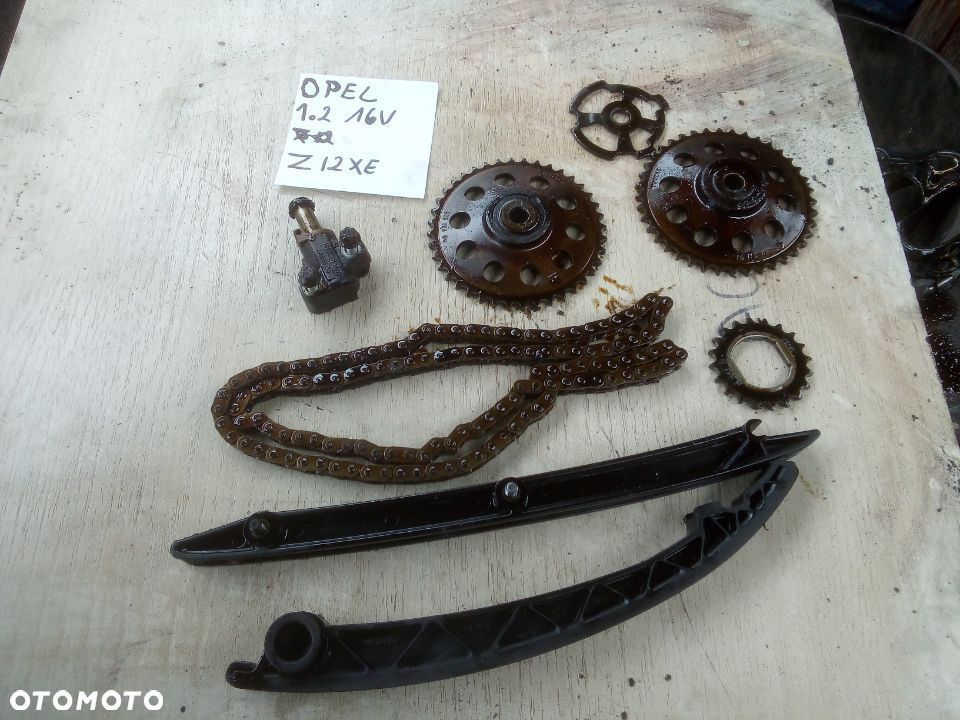 OPEL Corsa C D 1,2 16V  rozrząd łańcuch ślizgi koło Z12XE - 1