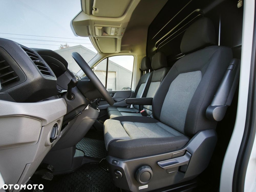Volkswagen Crafter 35 BiTDI Furgon 177KM - 6