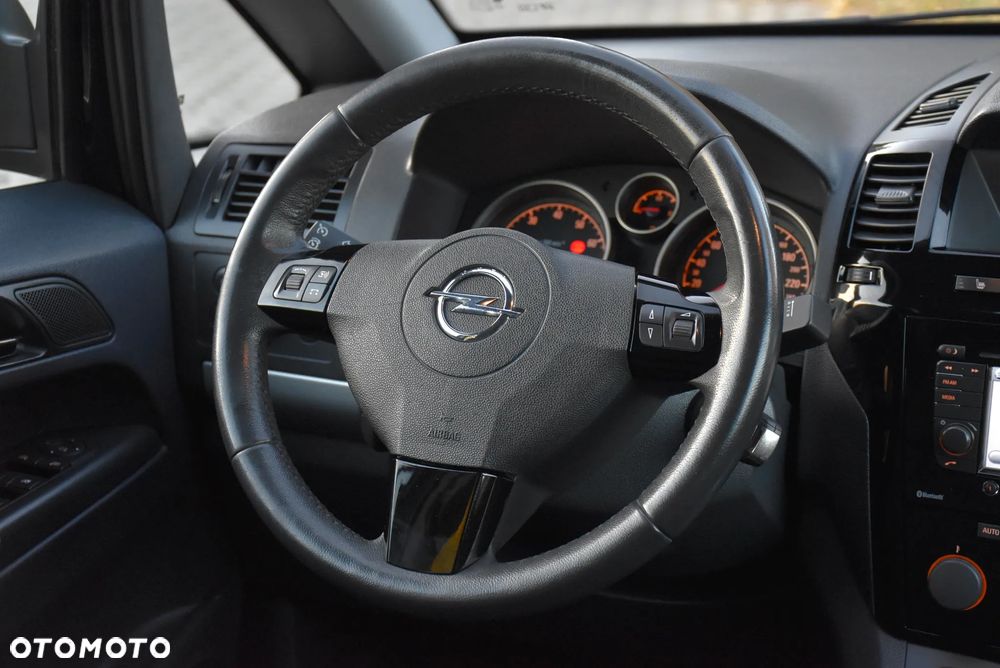 Opel Zafira 1.8 Navi - 19