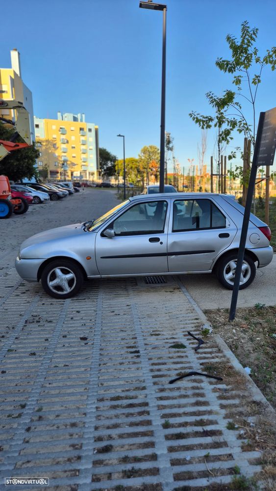 Ford Fiesta 1.25 Techno - 3