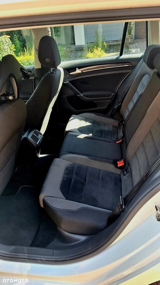 Volkswagen Golf Variant 1.6 TDI BMT Highline - 11