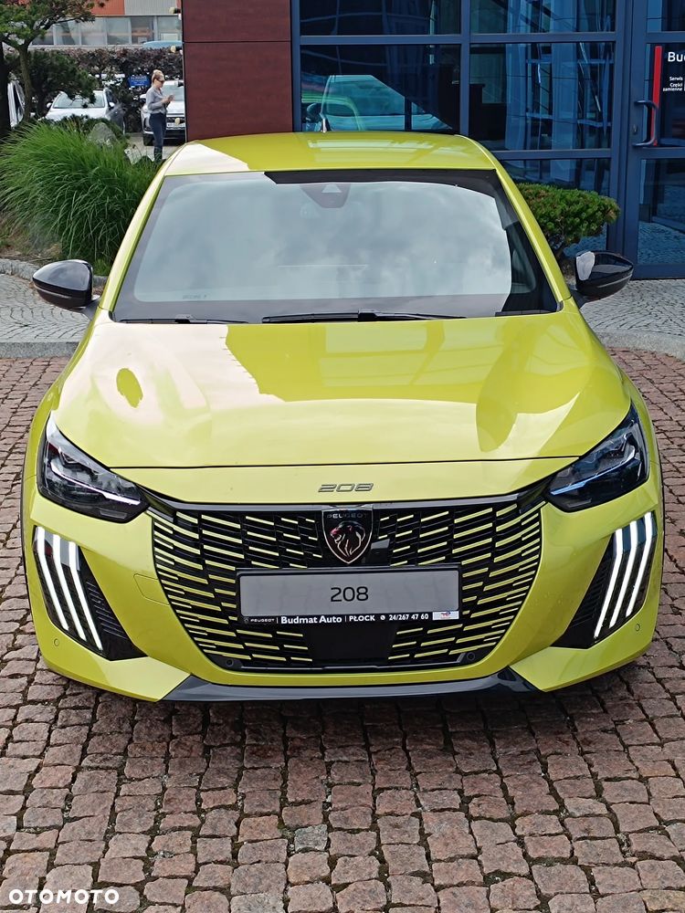 Peugeot 208 - 6