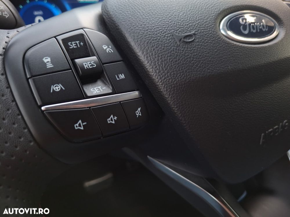 Ford Kuga 2.5 Duratec PHEV ST Line - 34