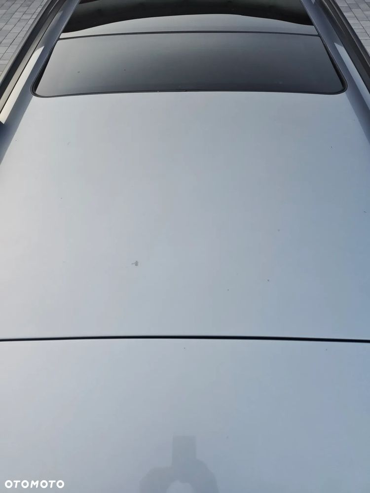 BMW Seria 3 320i - 5