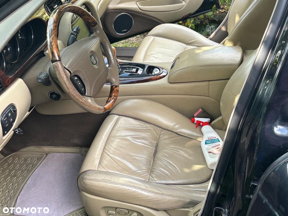 Jaguar XJ - 2