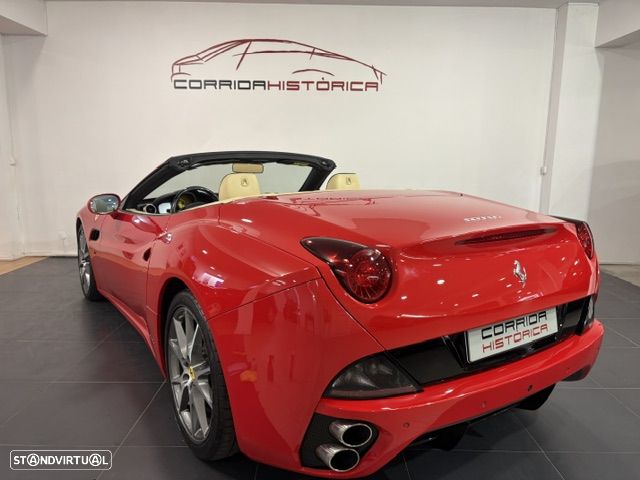 Ferrari California F1 - 19