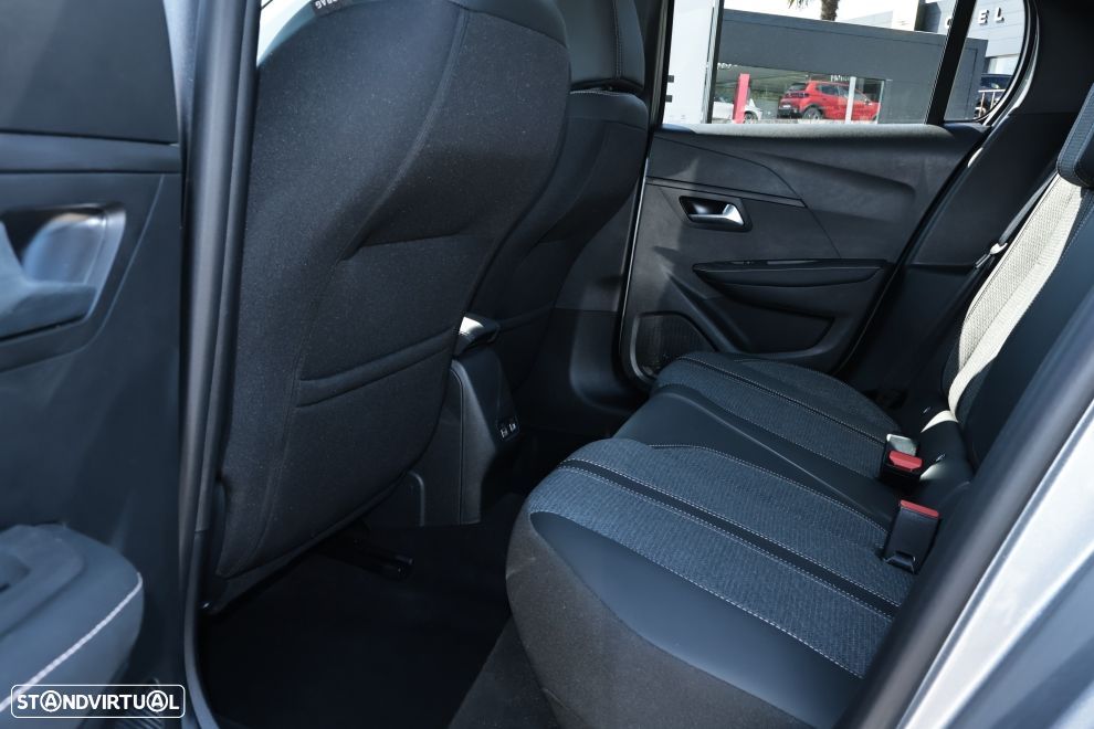 Peugeot 208 1.2 PureTech Allure - 16