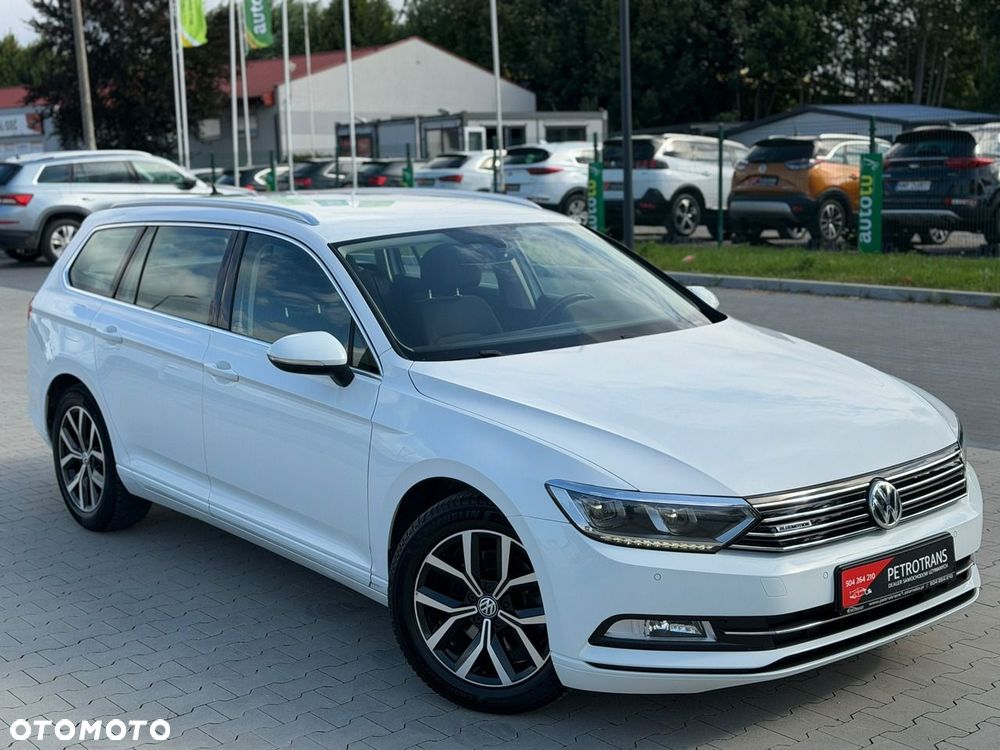 Volkswagen Passat - 13
