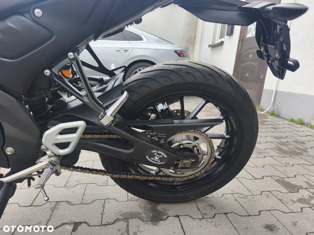 Yamaha MT - 15