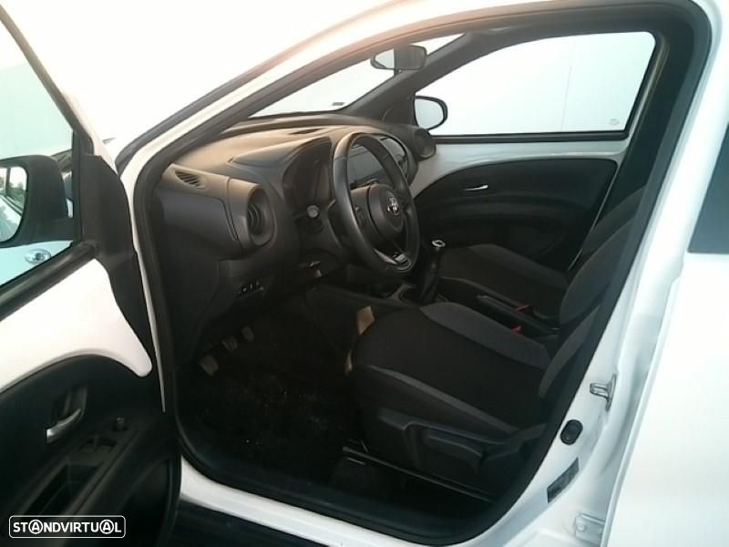 Toyota Aygo X 1.0 Play - 23