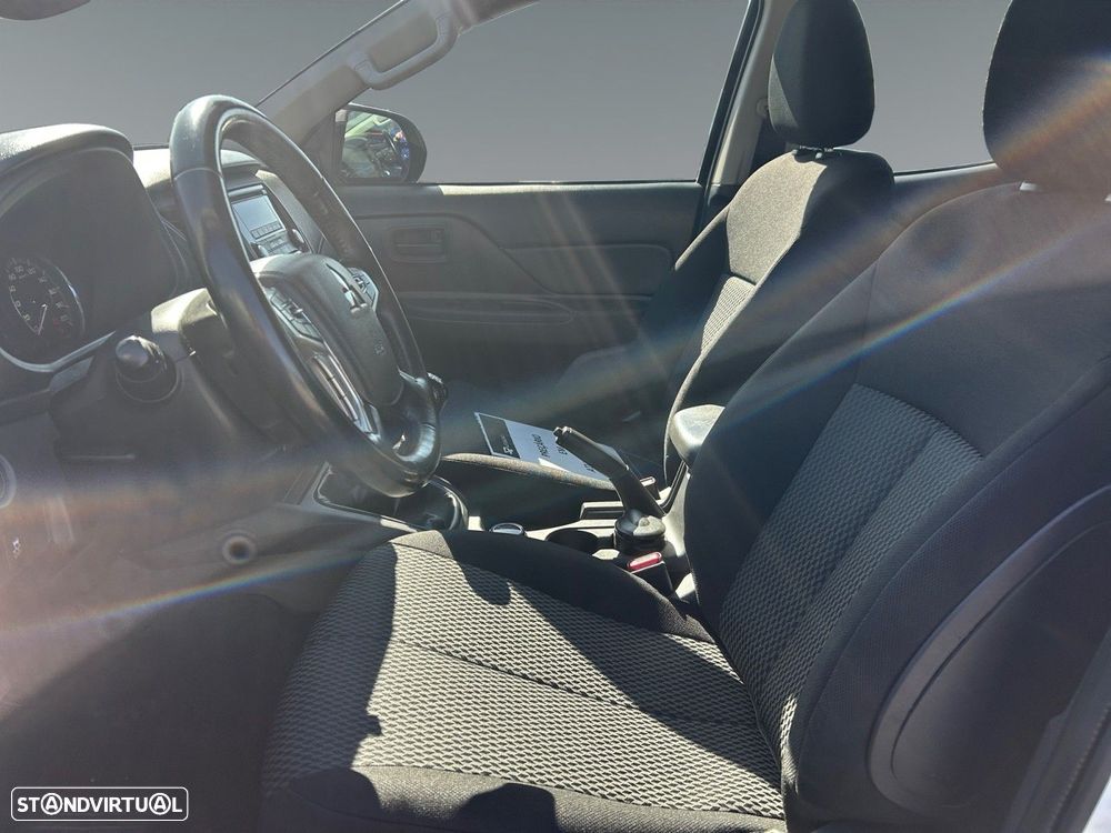 Mitsubishi L200 2.3 DI-D Space Cab Invite 4WD - 10