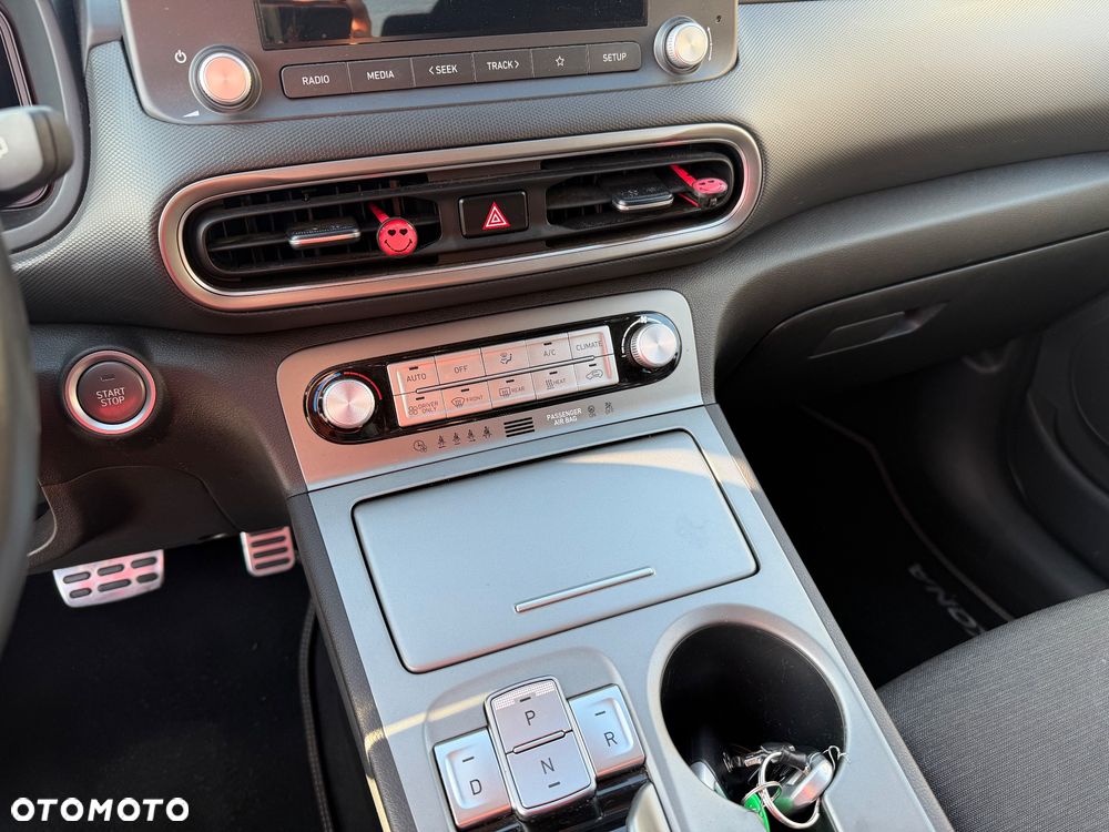 Hyundai Kona Electric 39kWh Premium - 19