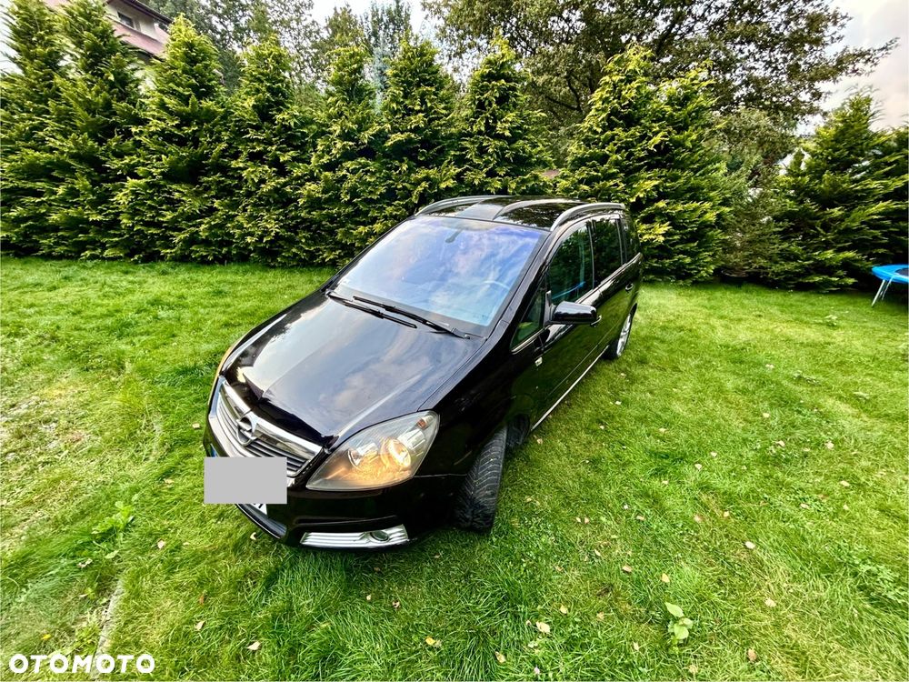 Opel Zafira ver-1-9-cdti-cosmo-activeselect - 14