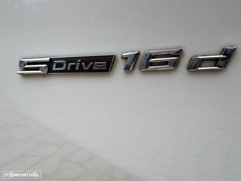 BMW X1 16 d sDrive Line Sport - 25