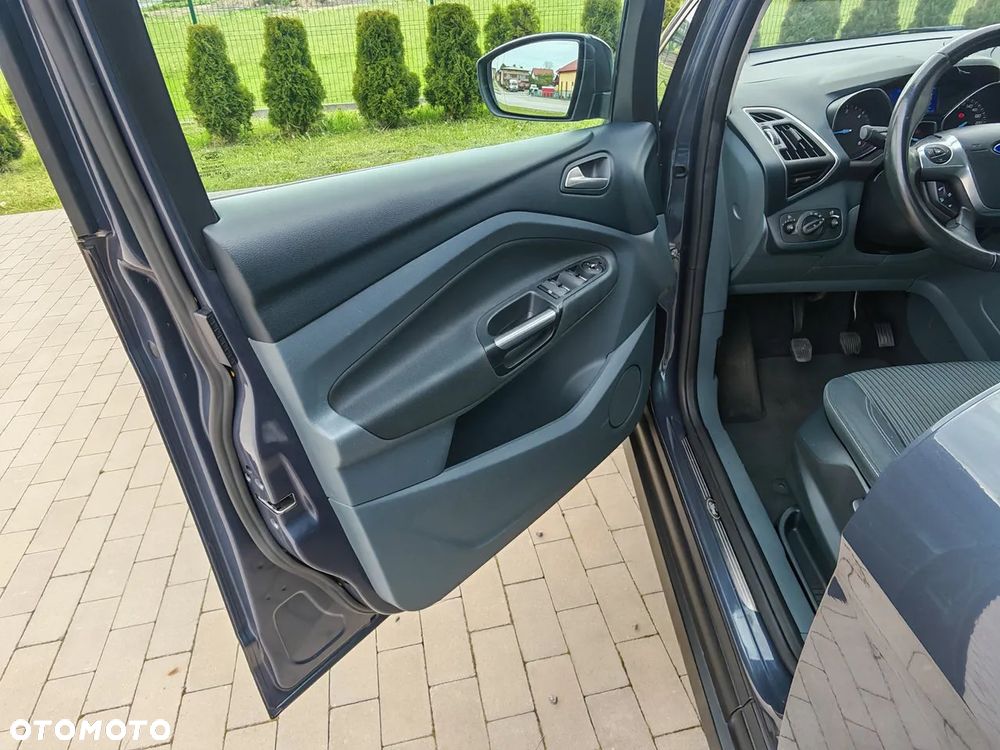 Ford C-MAX 2.0 TDCi Titanium - 22
