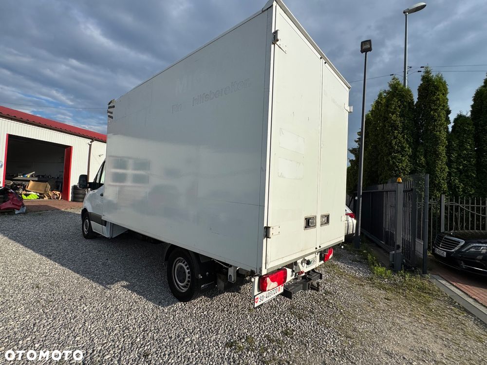 Mercedes-Benz Sprinter - 3