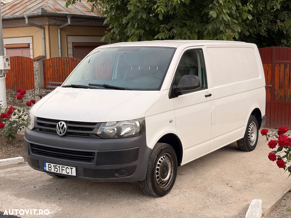 Volkswagen Transporter Multivan Comfortline Scurt - 6