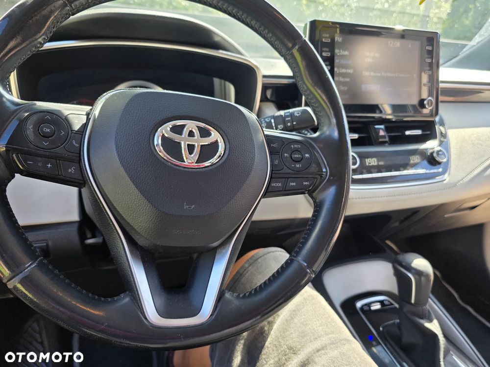 Toyota Corolla 1.8 Hybrid Comfort - 12
