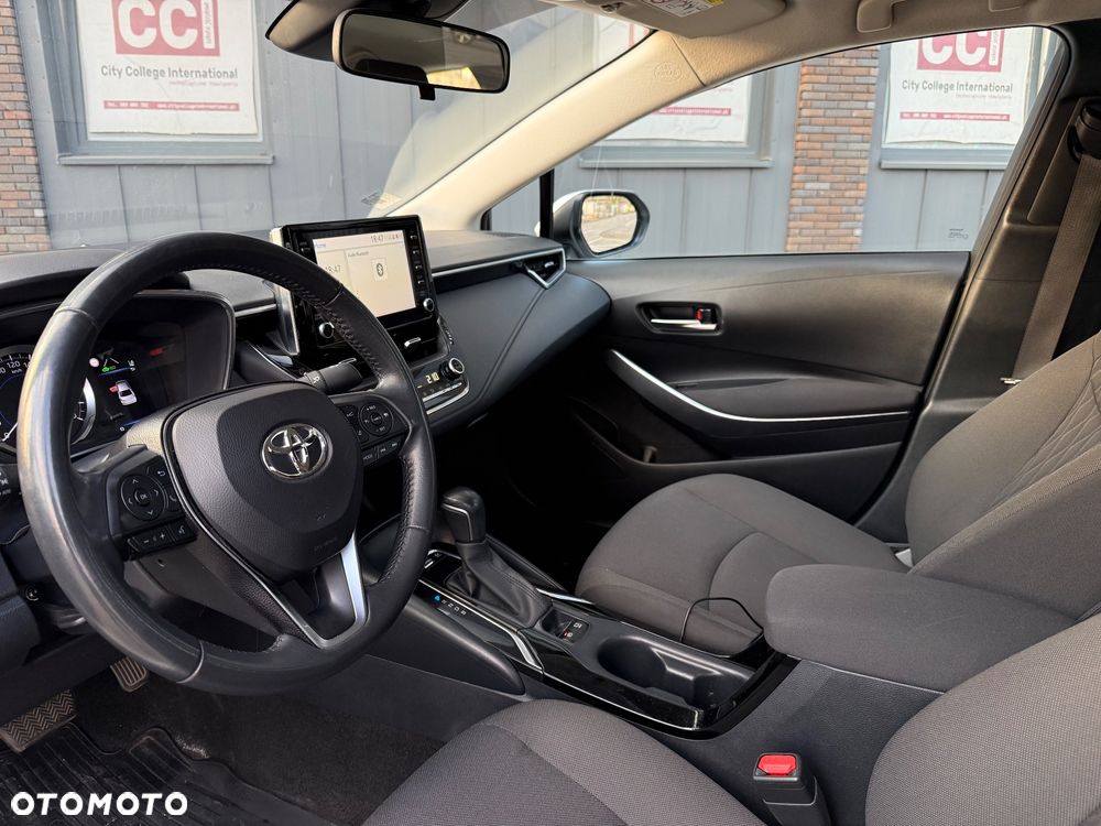 Toyota Corolla - 11