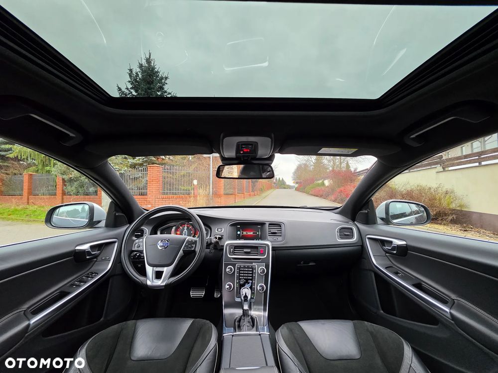 Volvo S60 D4 Geartronic Summum - 36