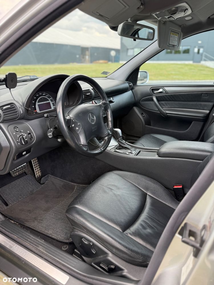 Mercedes-Benz Klasa C 30 CDI AMG - 7