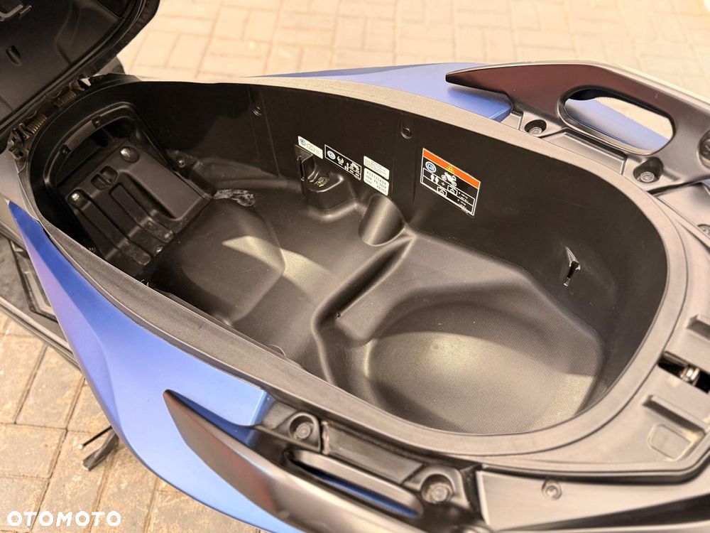 Honda NSS - 11