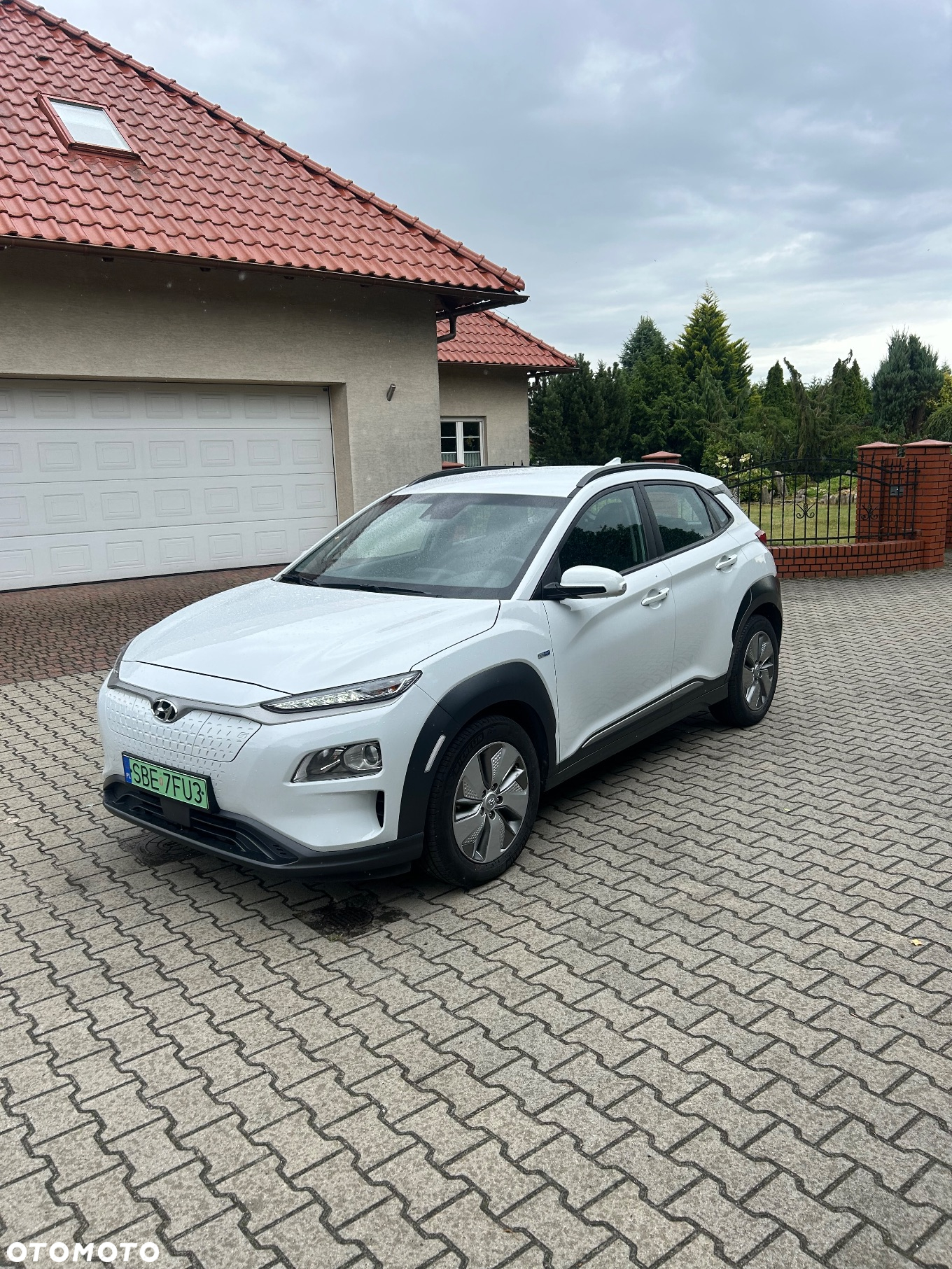 Hyundai Kona Electric 39kWh Premium - 12