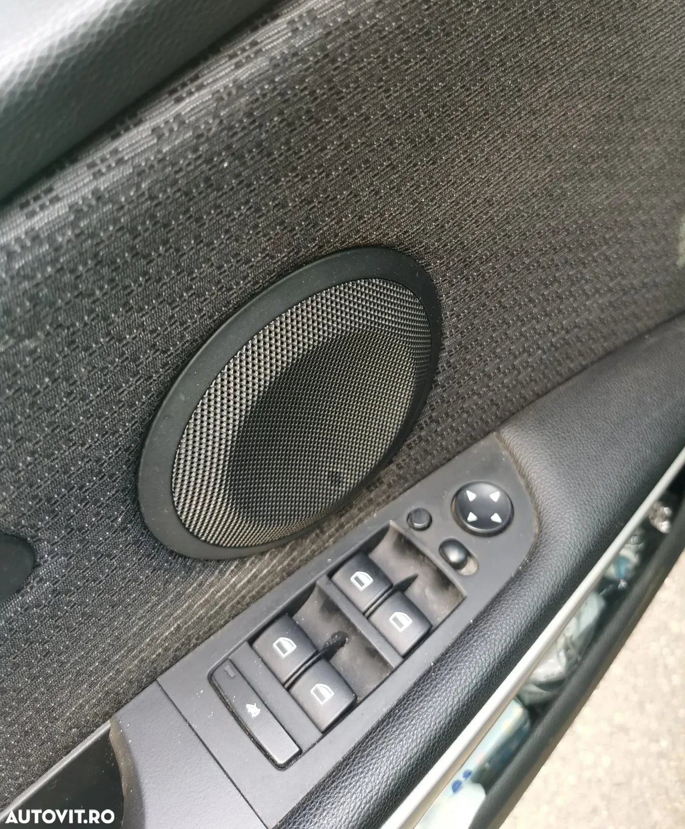 BMW Seria 3 318d - 17